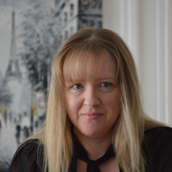 Meet your Posher, Sandra - Picture 3 of 5